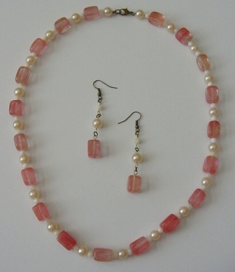 Cherry Quartz, White Shell & Pearl necklace & Earrings Set Item #NEs007